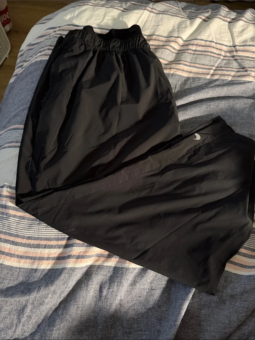 Nike Black Cropped Athletic Pants with Elastic Waist